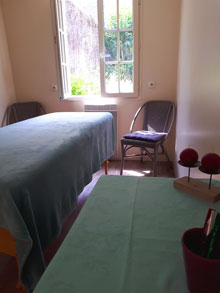 Salle d'acupuncture et massages ayurvédiques au Cabinet Objectif Santé du Lude
